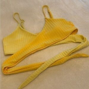SHEIN YELLOW TONE ON TONE RIBBED WRAP BIKINI TOP SZ MEDIUM